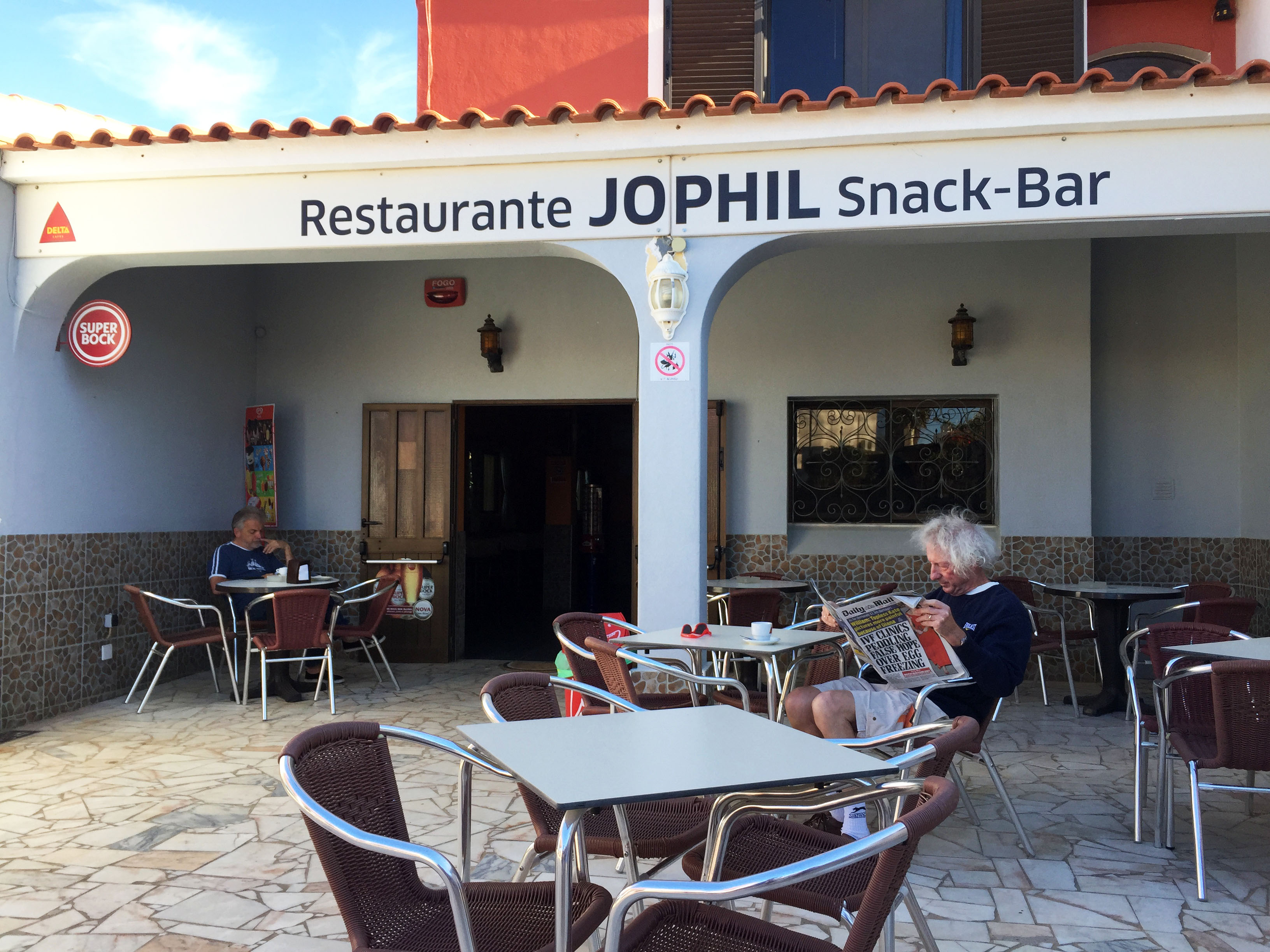 A Breakfast Gem in Carvoeiro Prettygreentea